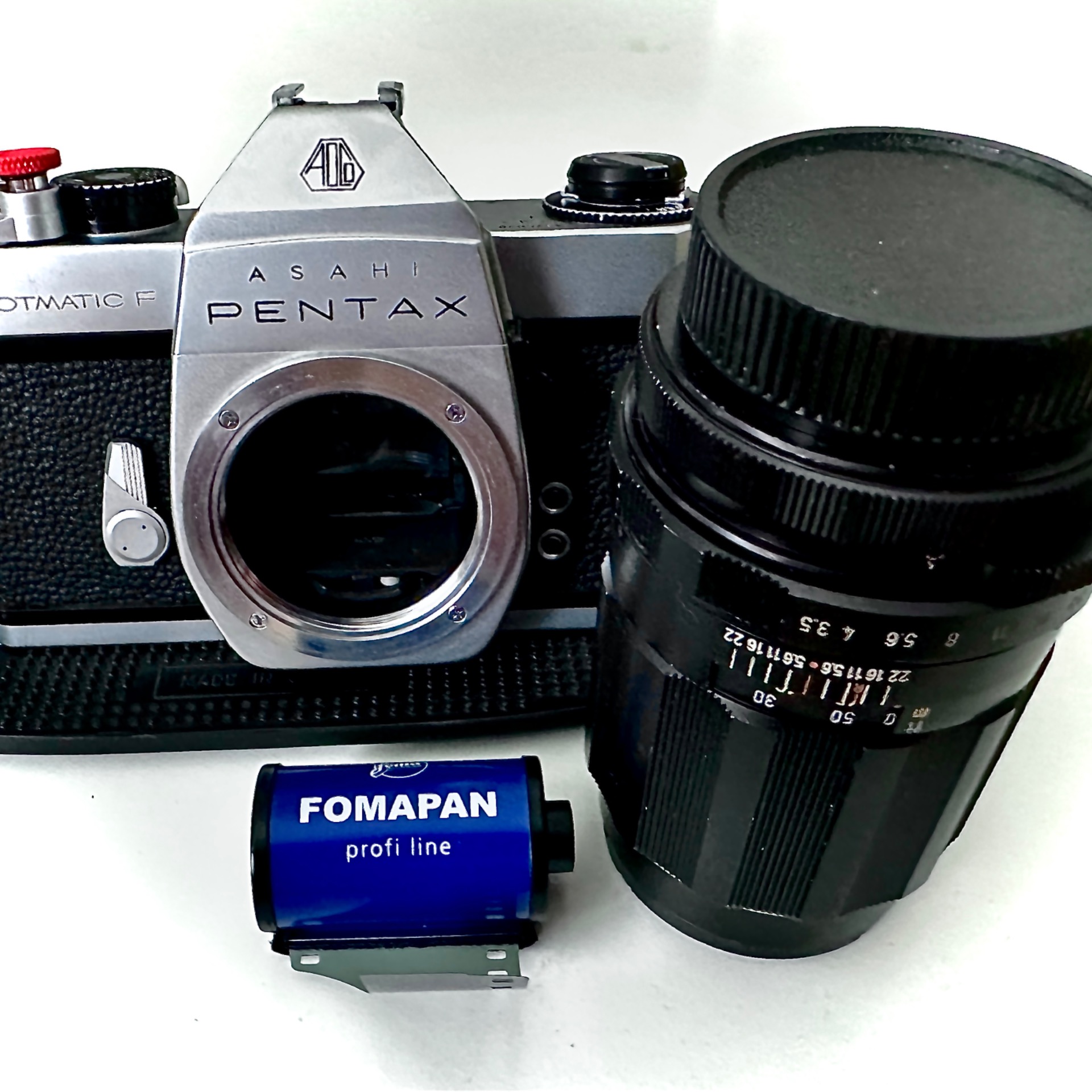 Pentax Spotmatic F with Super-Takumar 135mm